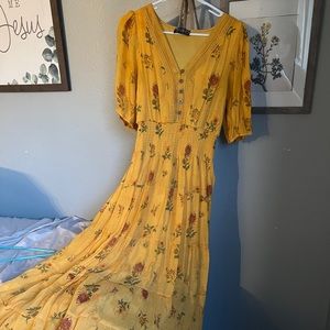 Mustard yellow dress L